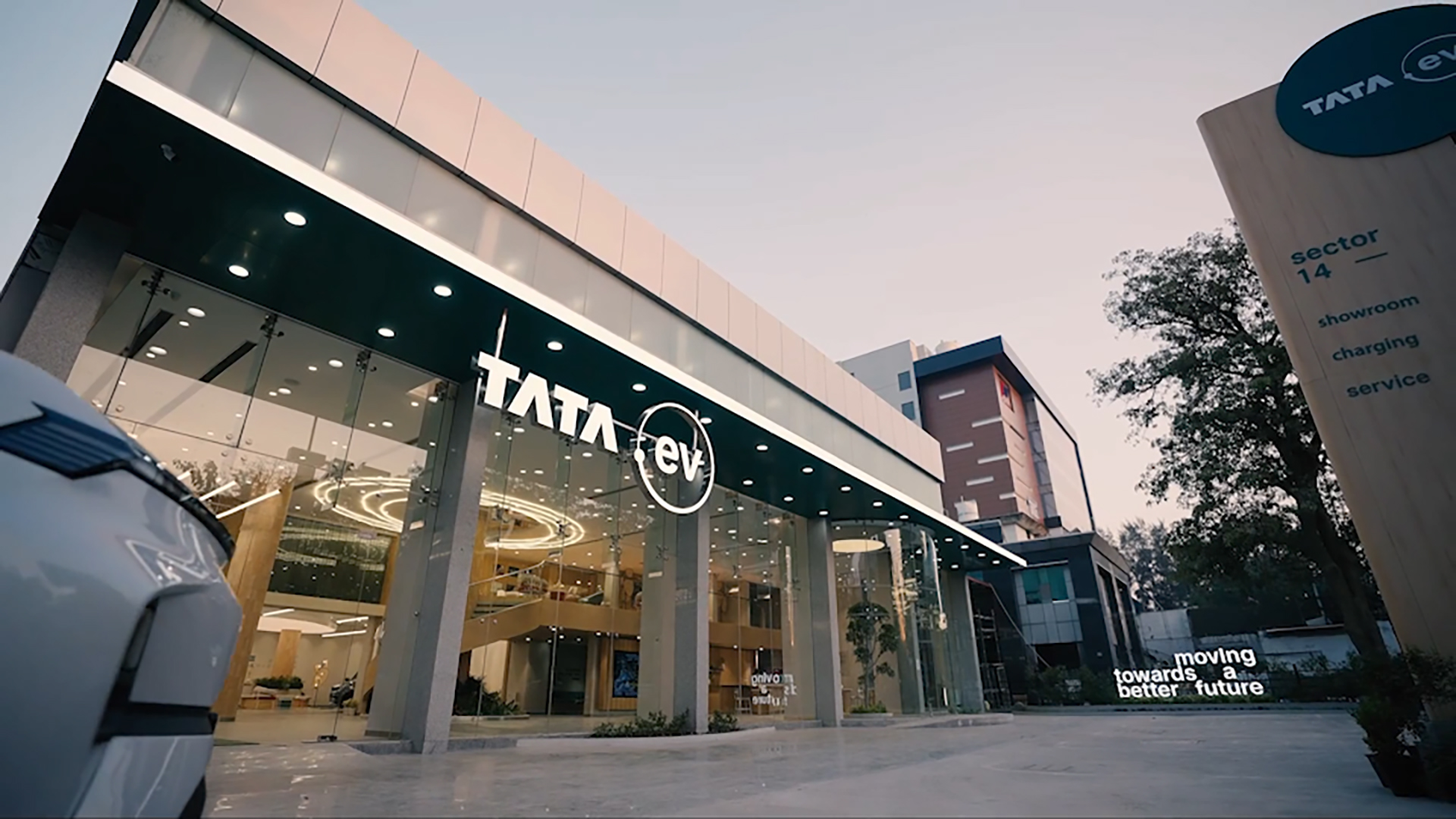 tata.ev_retail_walkthrough (1080p) (0-01-00-22) copy